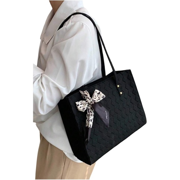 Black Quilted Felt Scarf Decor Bag Purse - Picture 2 of 10